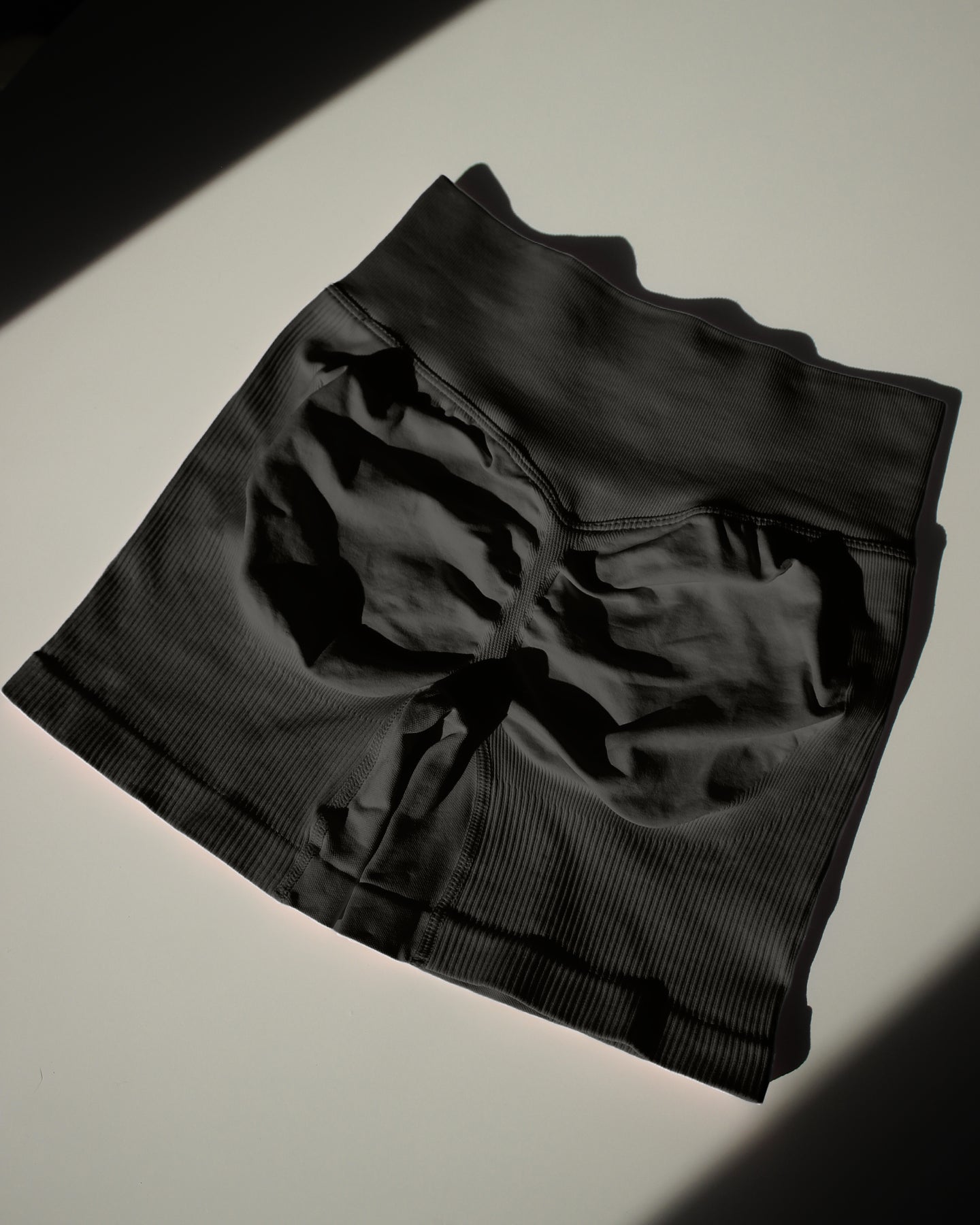 Contoura Shorts - Black